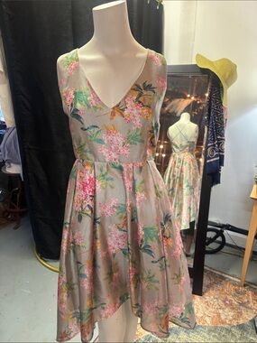 Ya Ya Floral V-Neck Midi Dress in Pink on Taupe
